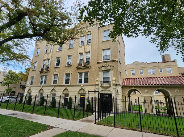 5015 N Wolcott Ave #305, Chicago, IL 60640
