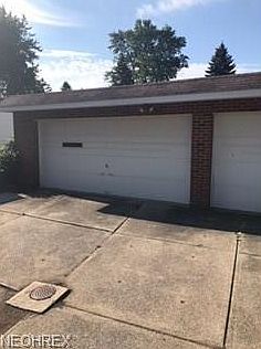 3rd image of 12014 Marguerite Ave