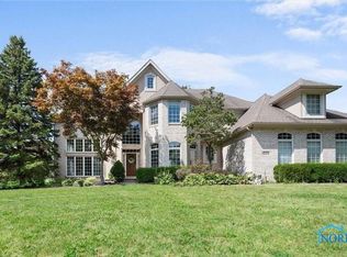 3428 Swan Ridge Ln, Maumee, OH 43537