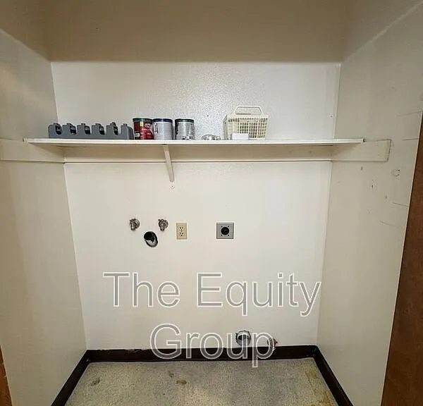 3924 W Hillsdale Ct — Photo 3
