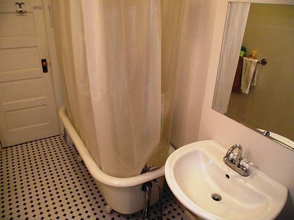 Clawfoot Tub