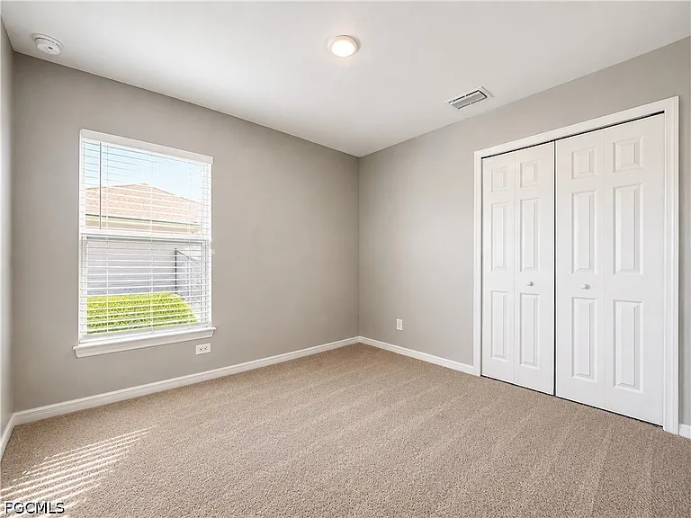 2728 NE 5th Place Cpe — Photo 16
