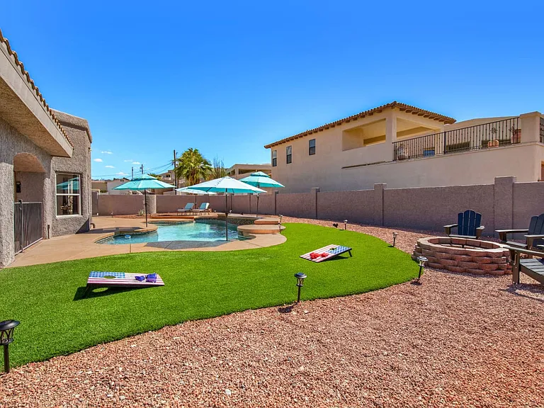 1800 Burgundy Dr — Photo 50