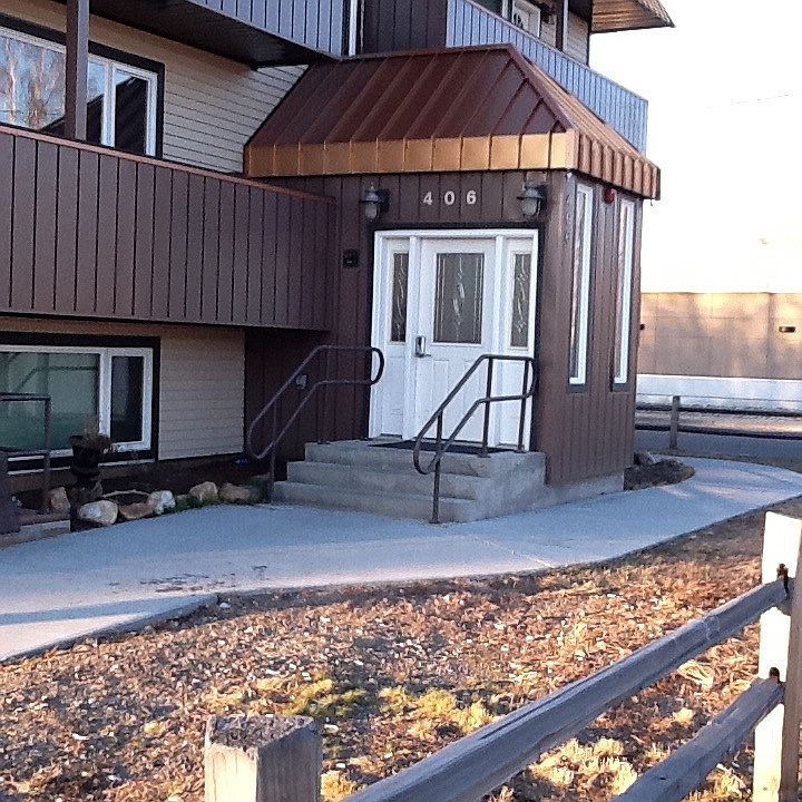 1st image of 406 12th Ave APT 5