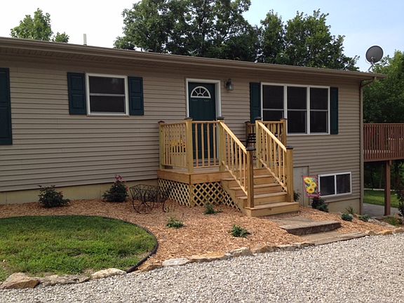 3rd image of 29 Rose Marie Ln