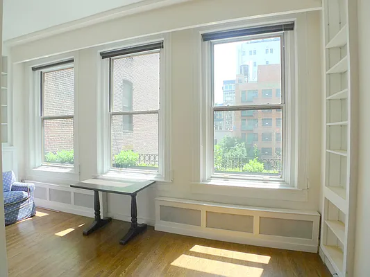 Sold by Sotheby's International Realty | media 1