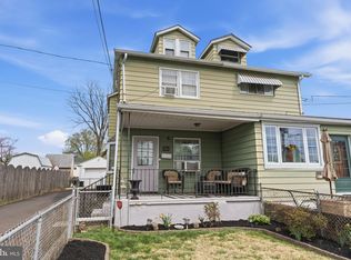 921 Simons Ave, Bensalem, PA 19020