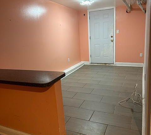 5th image of 1115 Croes Ave #Basement