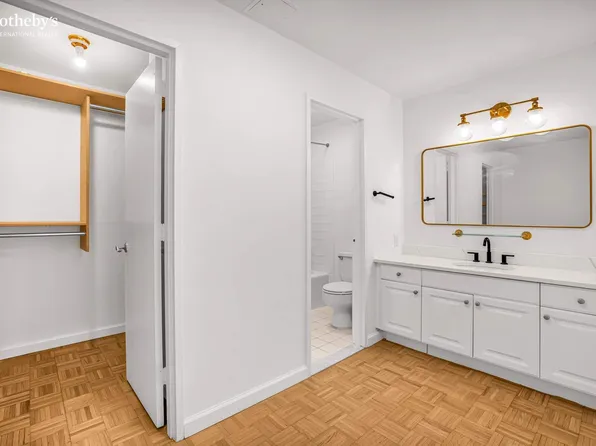 310 East 46th Street image 11 of 14