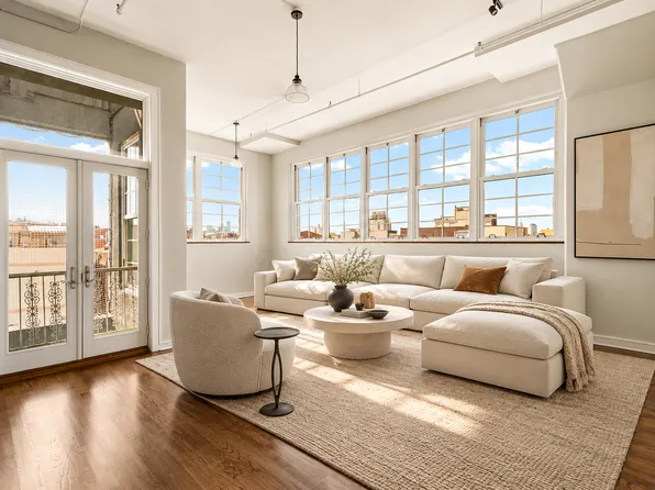 689 Myrtle Avenue image 1 of 12