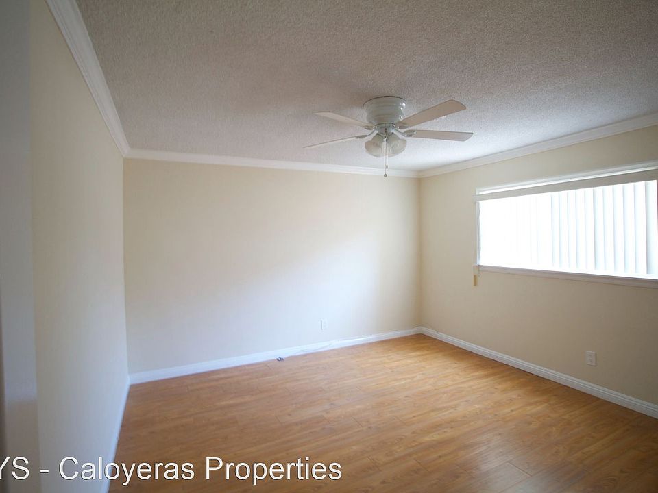 1st image of 721 Edgewood St #10