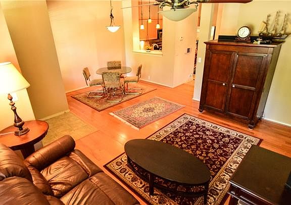 2nd image of 2205 Stonepark Pl