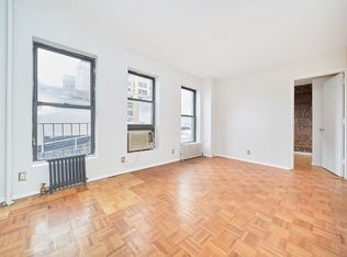 333 W 43rd St #4C, New York, NY 10036