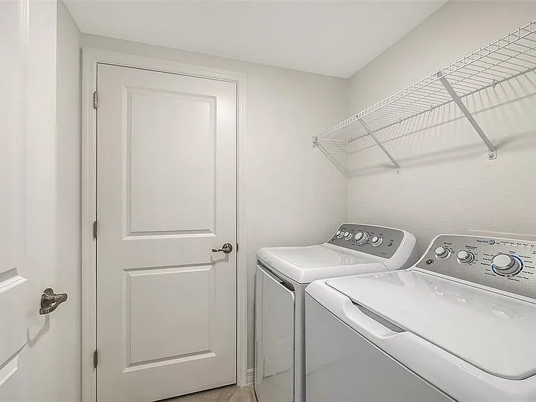 5624 Summit Pointe Cir #104 — Photo 40