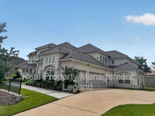 809 Jamestown Ln