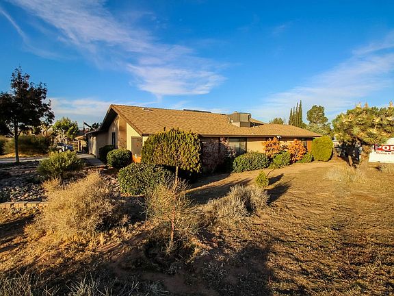 4th image of 7743 Corona Ave