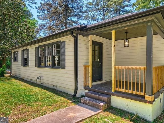 5th image of 396 Forrest Ridge Dr NW