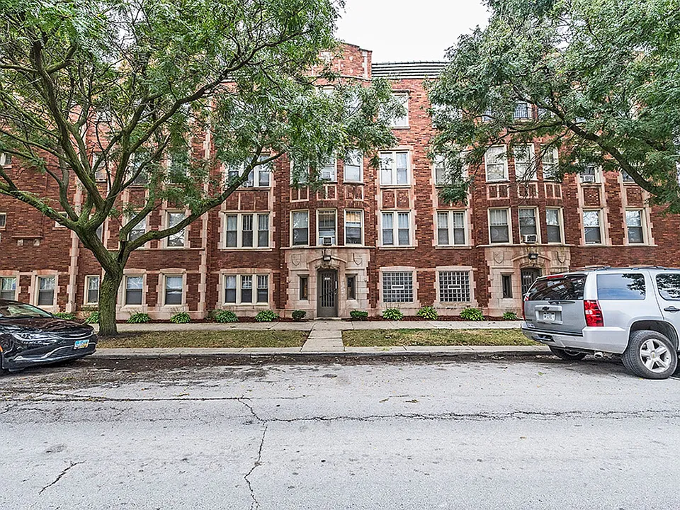 222 E 109th