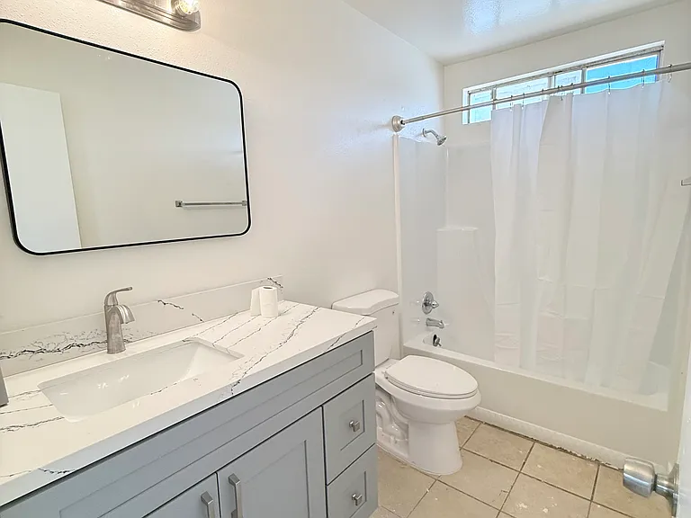 13237 Mohawk Rd #B — Photo 5