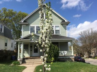 659 Crescent St NE, Grand Rapids, MI 49503