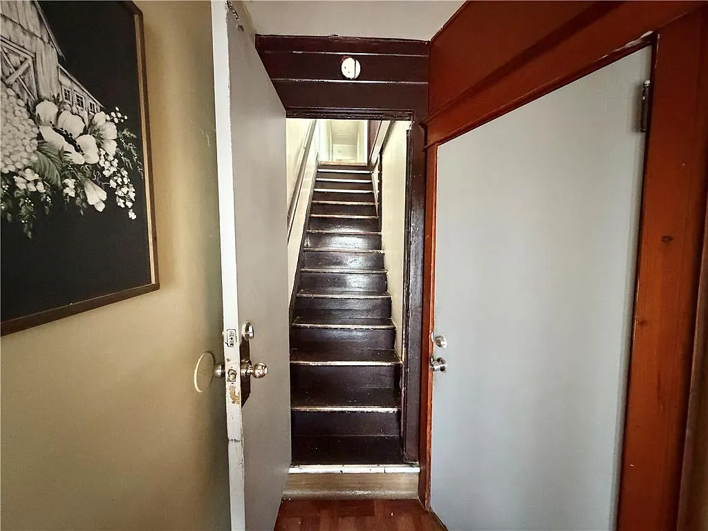 2 bed, 1.0 bath, 760 sqft, $1,400 — Photo 2