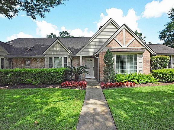 METICULOUS LANDSCAPING