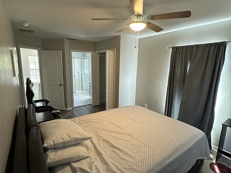 1737 Royal Ridge Dr — Photo 10