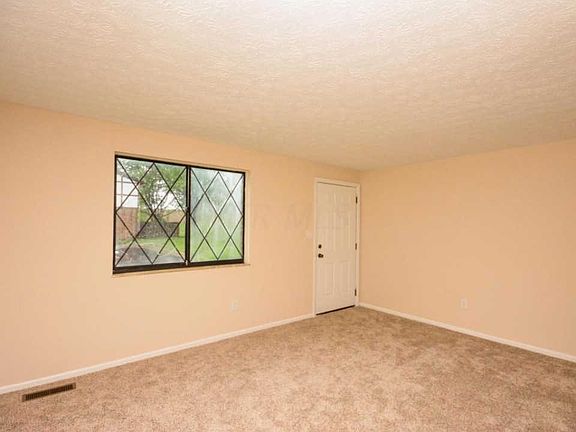 2nd image of 4905 Berryhill Ct