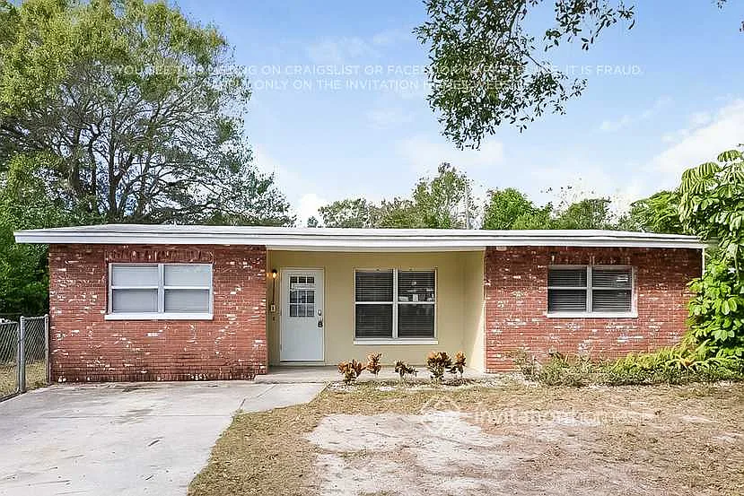 2160 Riviera Dr Clearwater, FL 33763 — Photo 2