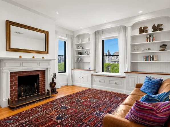 10 Cumberland St APT 4, Boston, MA 02115