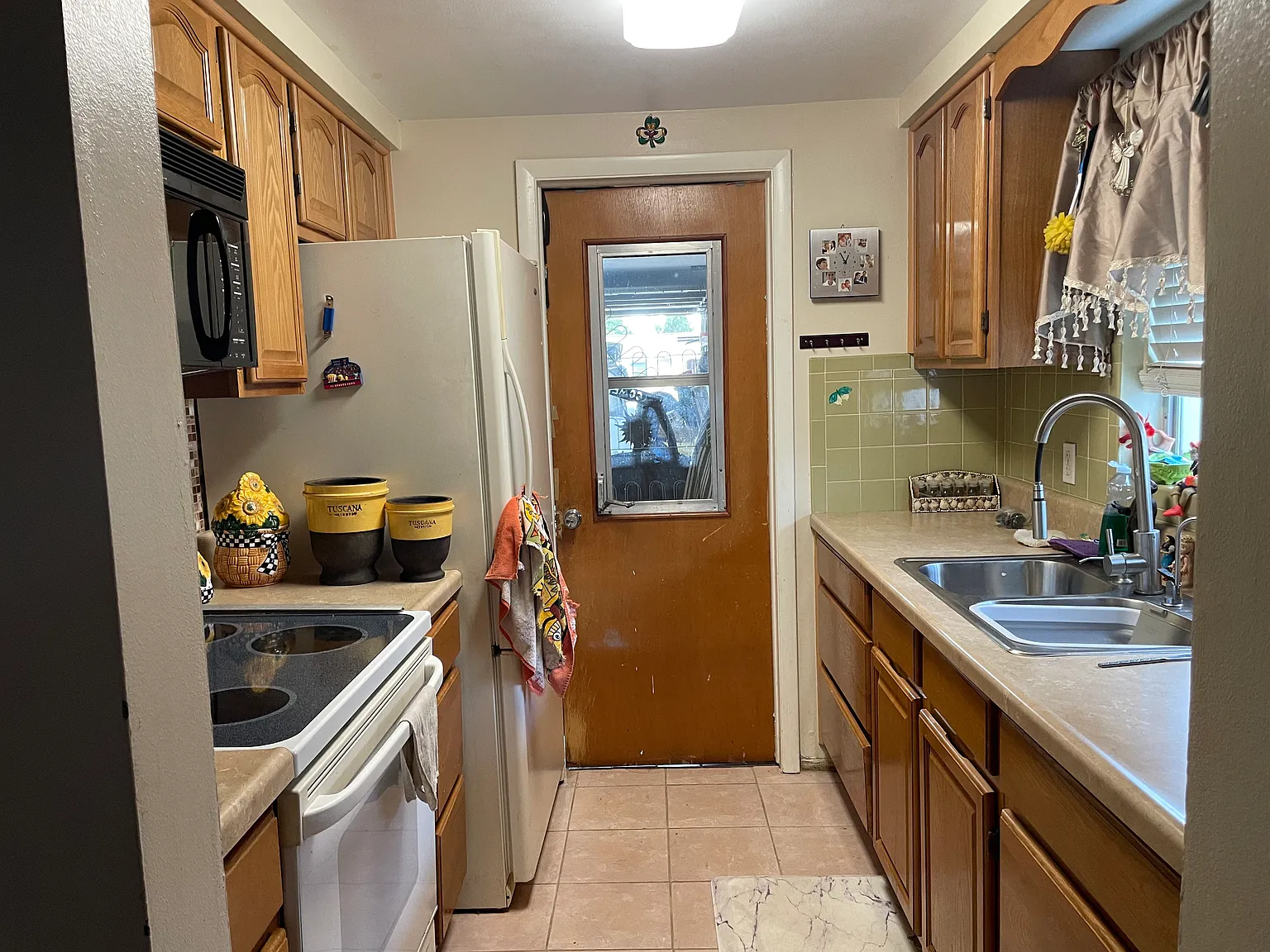 2 bed, 974 sqft, $1,400 — Photo 3