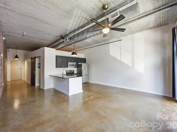 626 N Graham St Suite 205, Charlotte, NC 28202