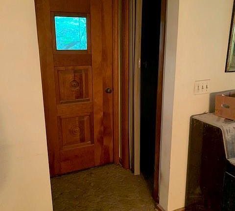 3rd image of 37 Beechwood Dr