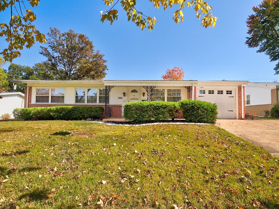 1st image of 1700 Fairmount Dr