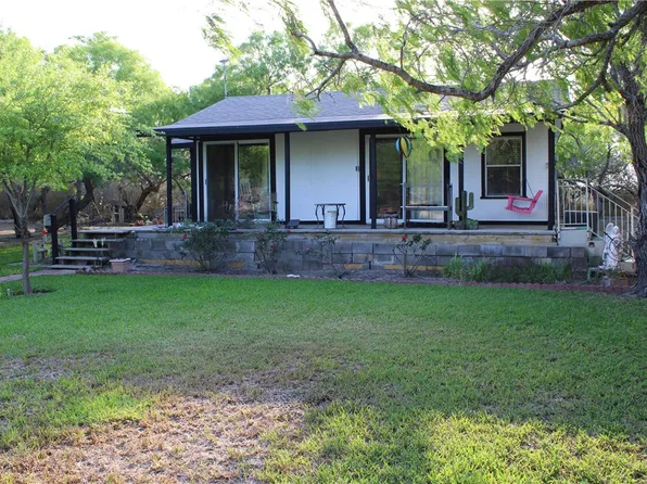 531 S County Road 1140, Riviera, TX 78379