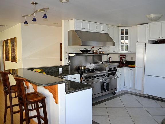 4th image of 11711 Gain St