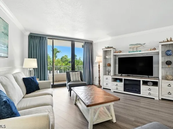 440 Seaview Ct APT 201, Marco Island, FL 34145