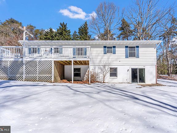 2nd image of 1150 Calvert Beach Rd