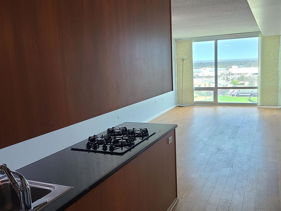 1st image of 9715 Woods Dr Floor 16