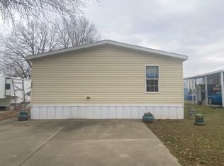 110 Aquarius Dr, Shiloh, IL 62269