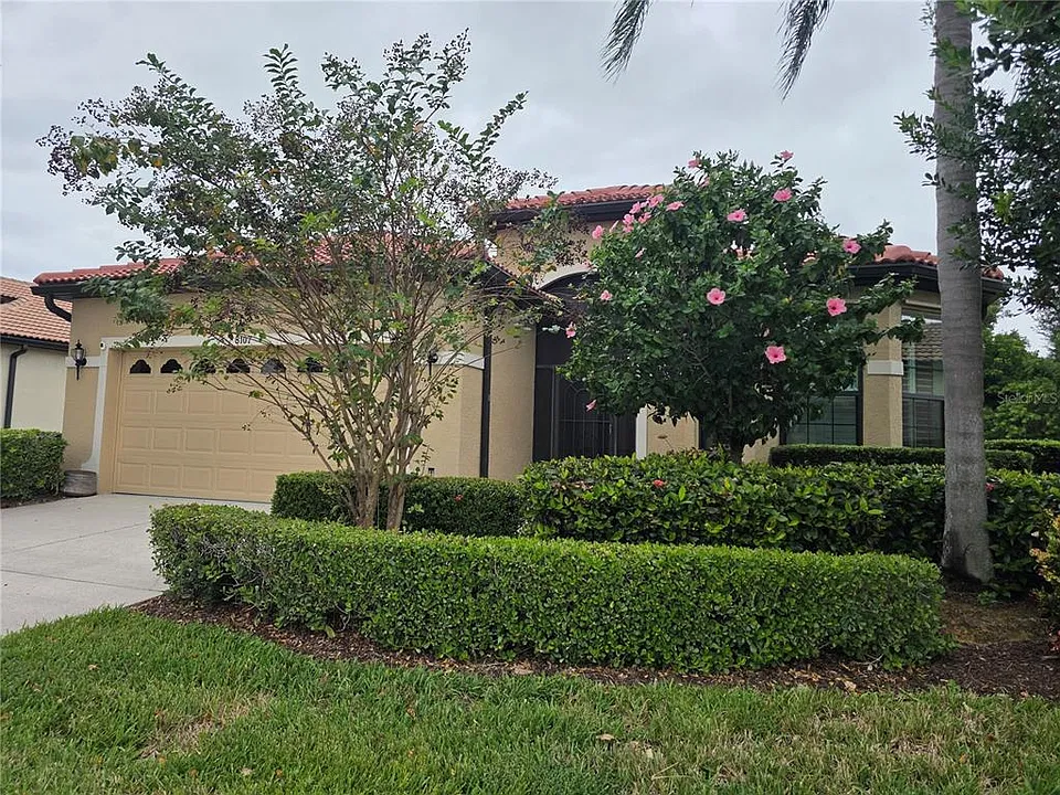 8107 Stirling Falls Cir