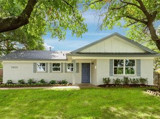 1605 Signet Dr, Euless, TX 76040