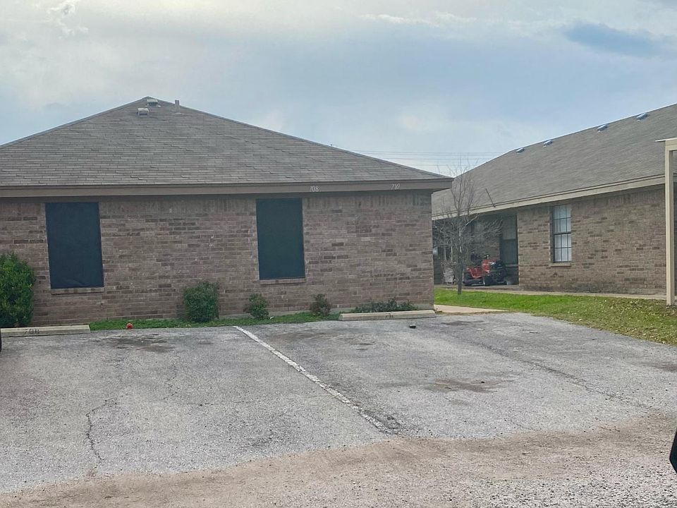 1st image of 710 Redwood Ln