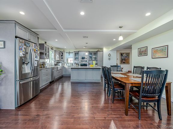 4th image of 3 Earl Road