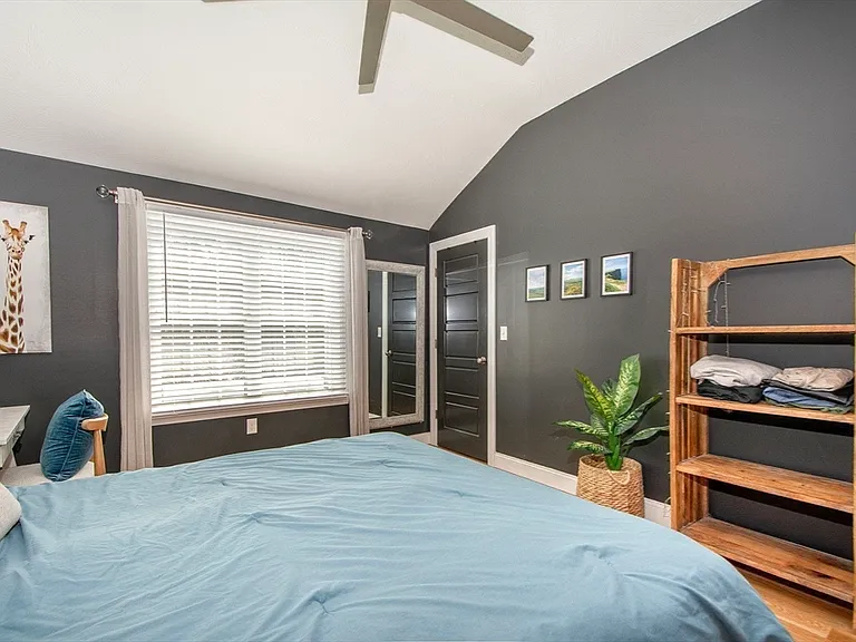 138 Elm St #30 — Photo 15