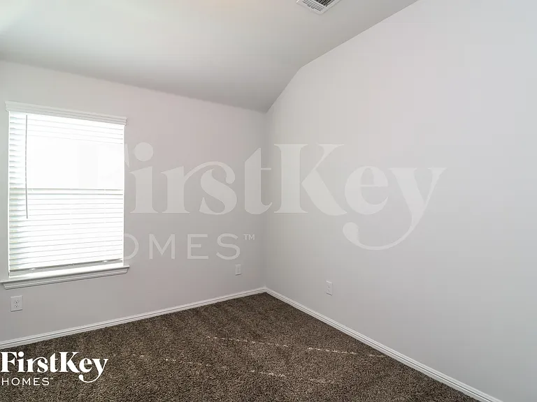 4701 Feltleaf Ave — Photo 11