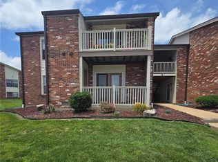 61 Meadowridge Condos E, Columbia, IL 62236