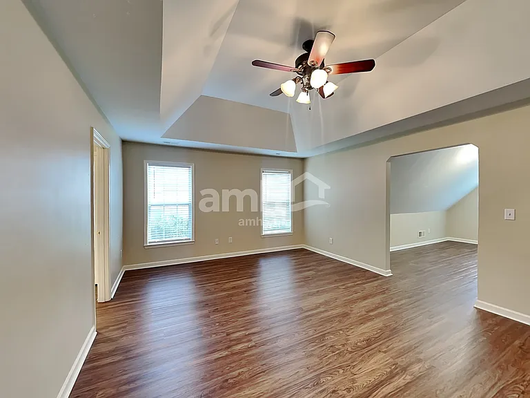 5584 Cambridge Bay Dr — Photo 11