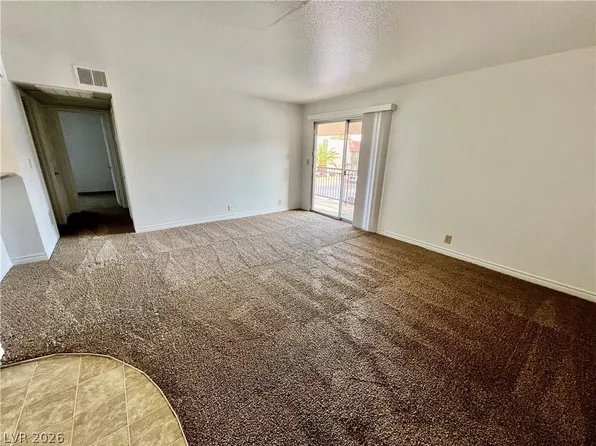 5041 River Glen Dr Unit 96, Las Vegas, NV 89103