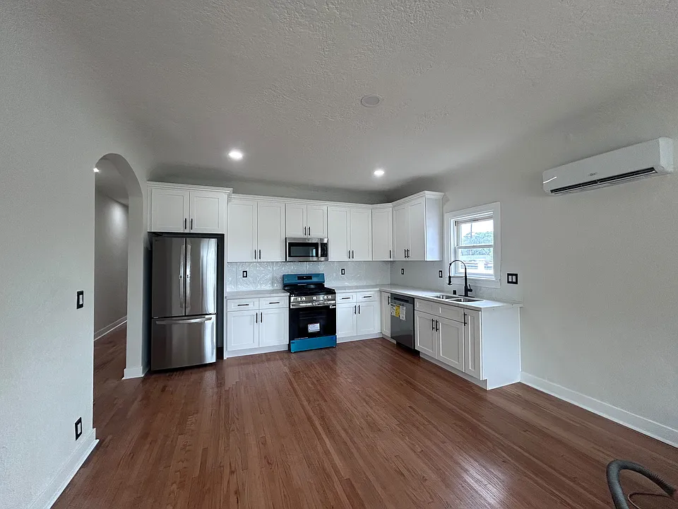 2538 Atlantic Ave #2536